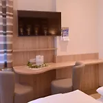 Otel Ziegler & Restaurant 3*