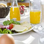 Hotel Ziegler & Restaurant 3*