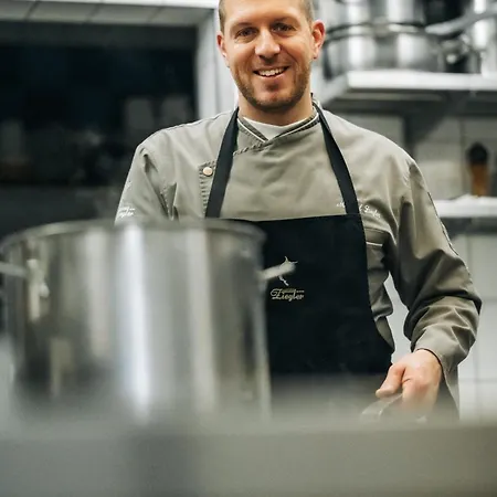 Ziegler & Restaurant